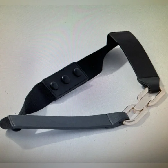 WHITE HOUSE BLACK MARKET GOLD LINK STRETCH BELT SIZE XS/S BLACK NWT! - Picture 4 of 5